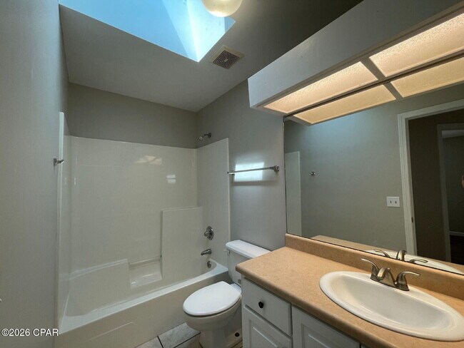 Photo - 122 Treasure Palm Dr