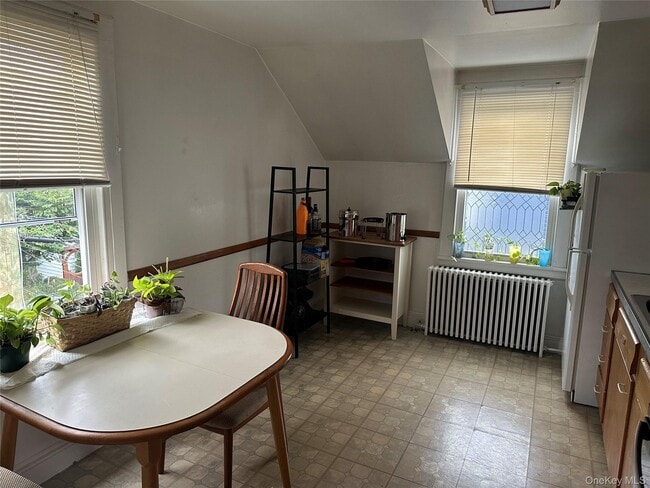 Photo - 9 S Dearman St Unit 2