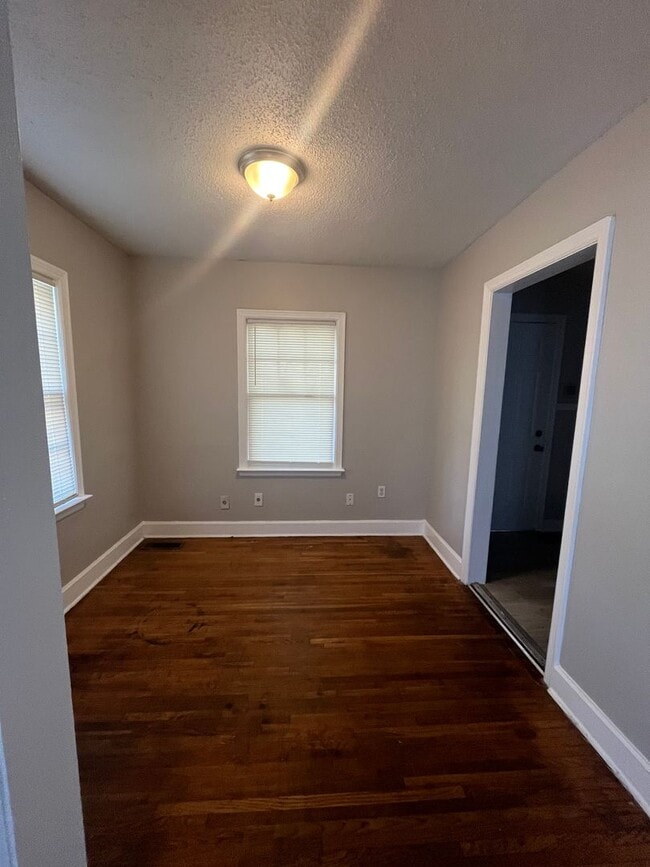 Photo - Newly Renovated House on a quiet Street