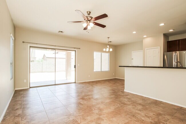 Photo - 7907 S 50th Ln