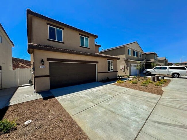31799 Woodbank Wy