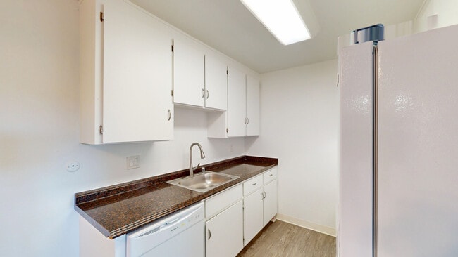 Photo - 400 Alameda del Prado Unit 400J