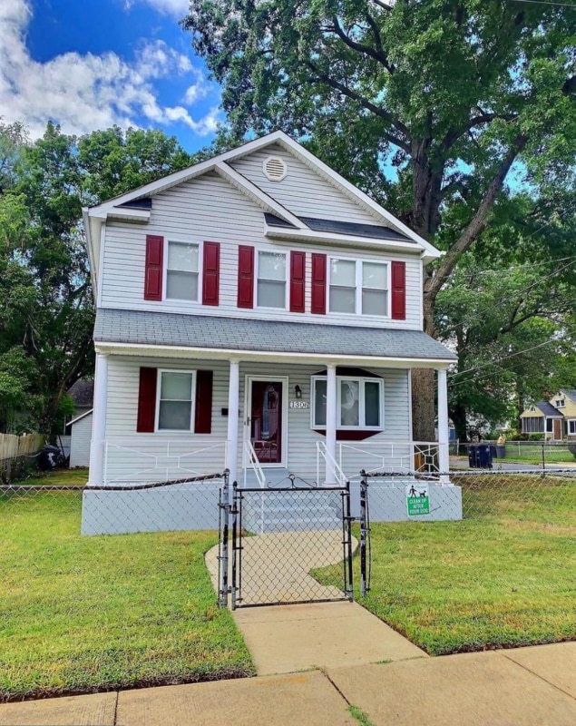 Building Photo - 1 Doewood Ln