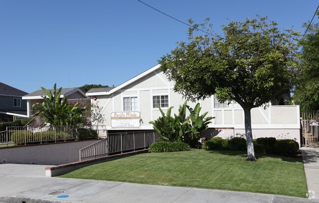 Pacific Winds Apartments