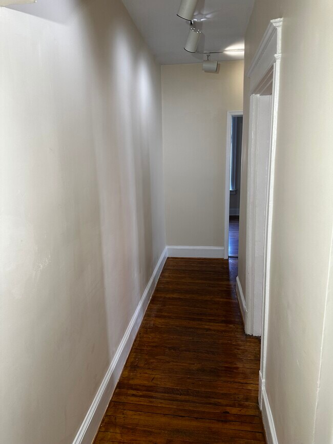 Photo - 1315 Park Rd NW