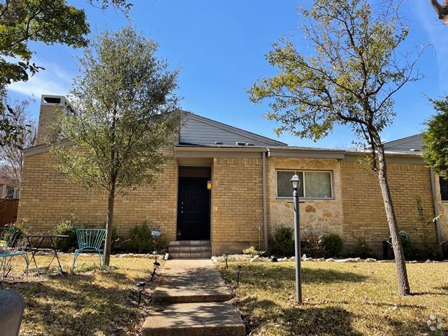 Building Photo - 10525 Boedeker St Rental