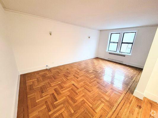 Building Photo - 1 bedroom in Bronx NY 10471 Unit 6J Rental