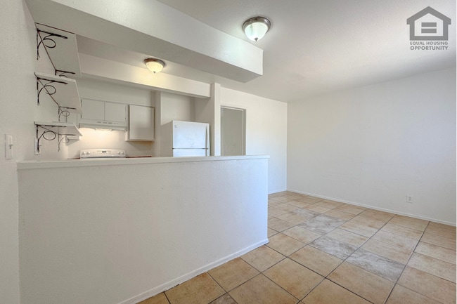 Photo - 1708 W Yuma St Unit 1708 W Yuma St  3