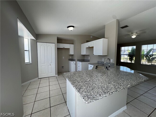 Photo - 1700 NE 12th St