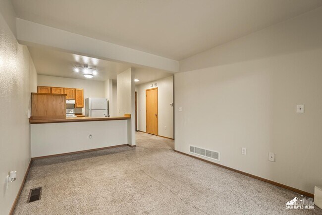 Photo - 4611 Juneau St