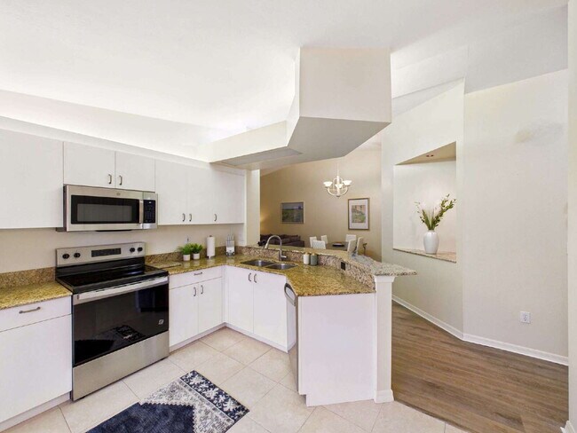 Photo - Furnished Seasonal or Annual Rental in Pip... Unit 201