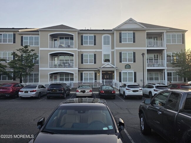 Building Photo - 625 Sloan Ct Rental