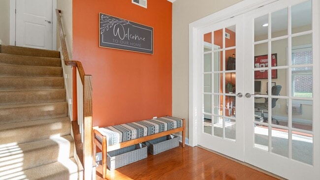 Photo - 337 Osona Ln