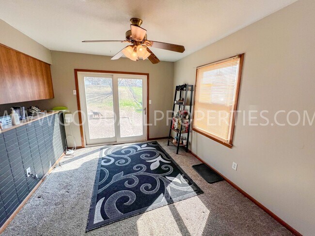 Photo - Price Reduction!! 4 bedroom home in Des Mo...