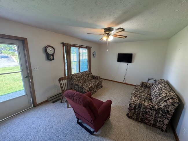 Photo - 312 Foreston Dr