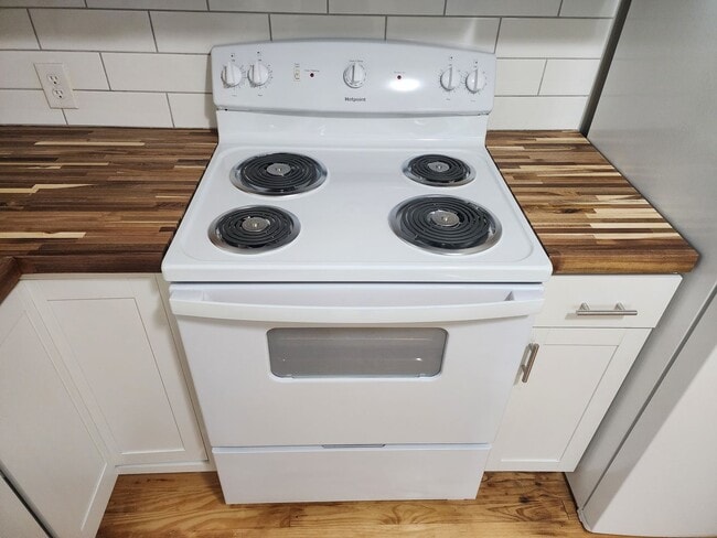 Photo - Updated 2 Bed, 1 Bath Home Near Downtown Mount Airy