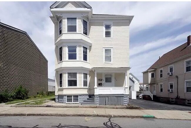 Photo - 545 Rivet St Unit 3