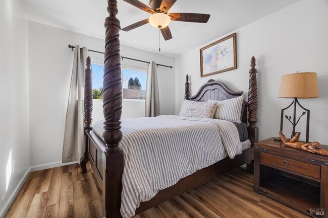 Photo - 940 Baird Rd