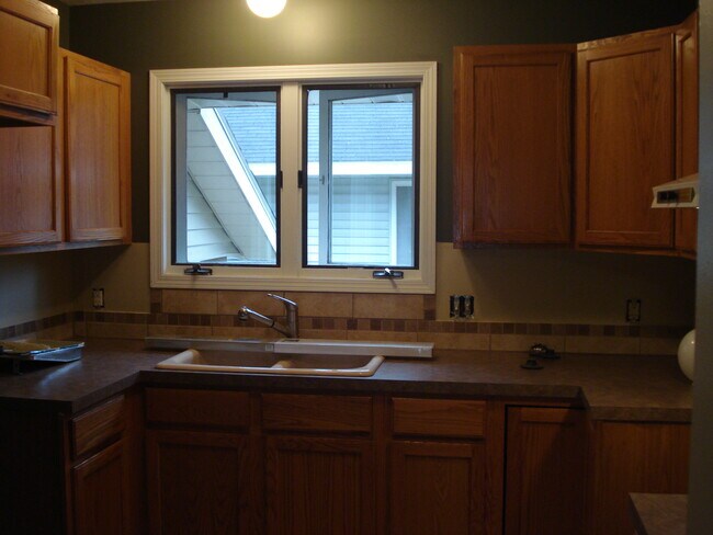 Photo - 34 National Ave SW