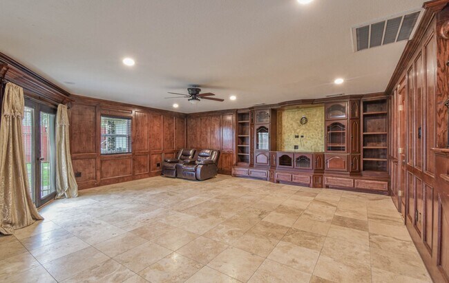 Photo - 10126 Rosbrook Dr