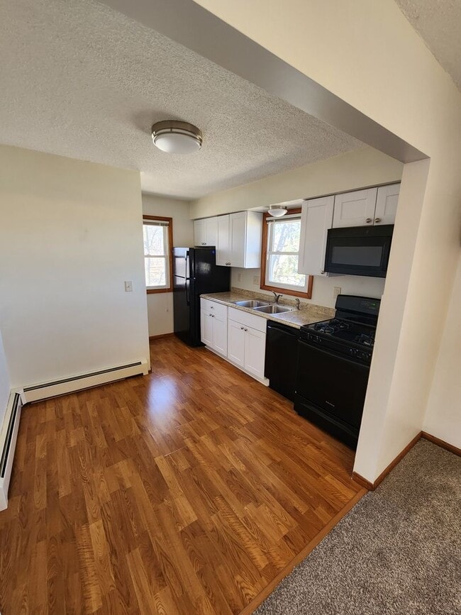 Building Photo - 7225 Valley Pl Unit 4