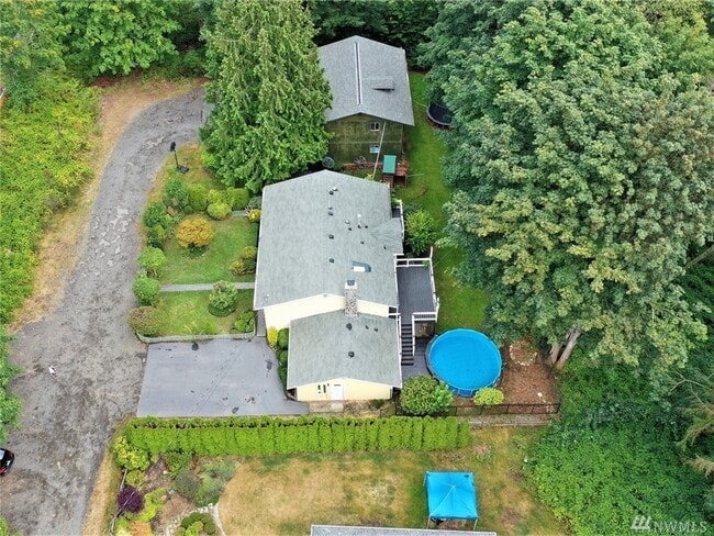 Building Photo - 16223 SE 136th St Unit MIL 1BR 1BA