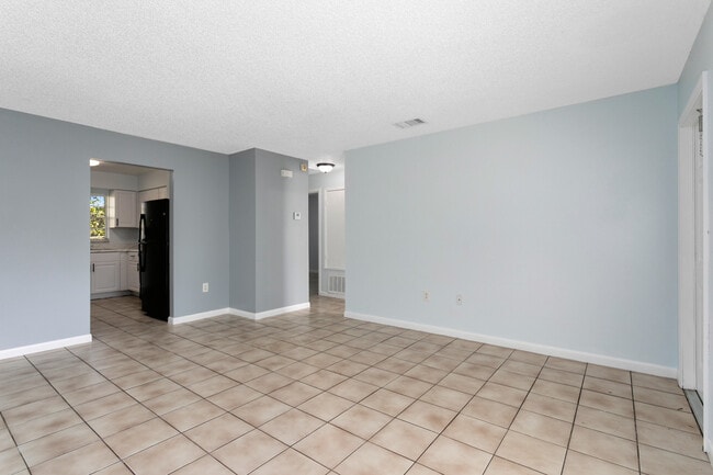 Photo - 3215 Pershing St