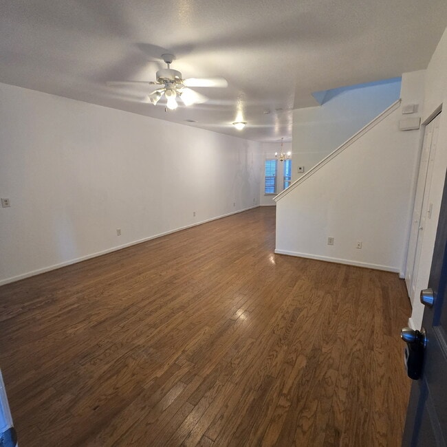 Photo - "Charming 3-Bed Townhouse with Hardwood El...