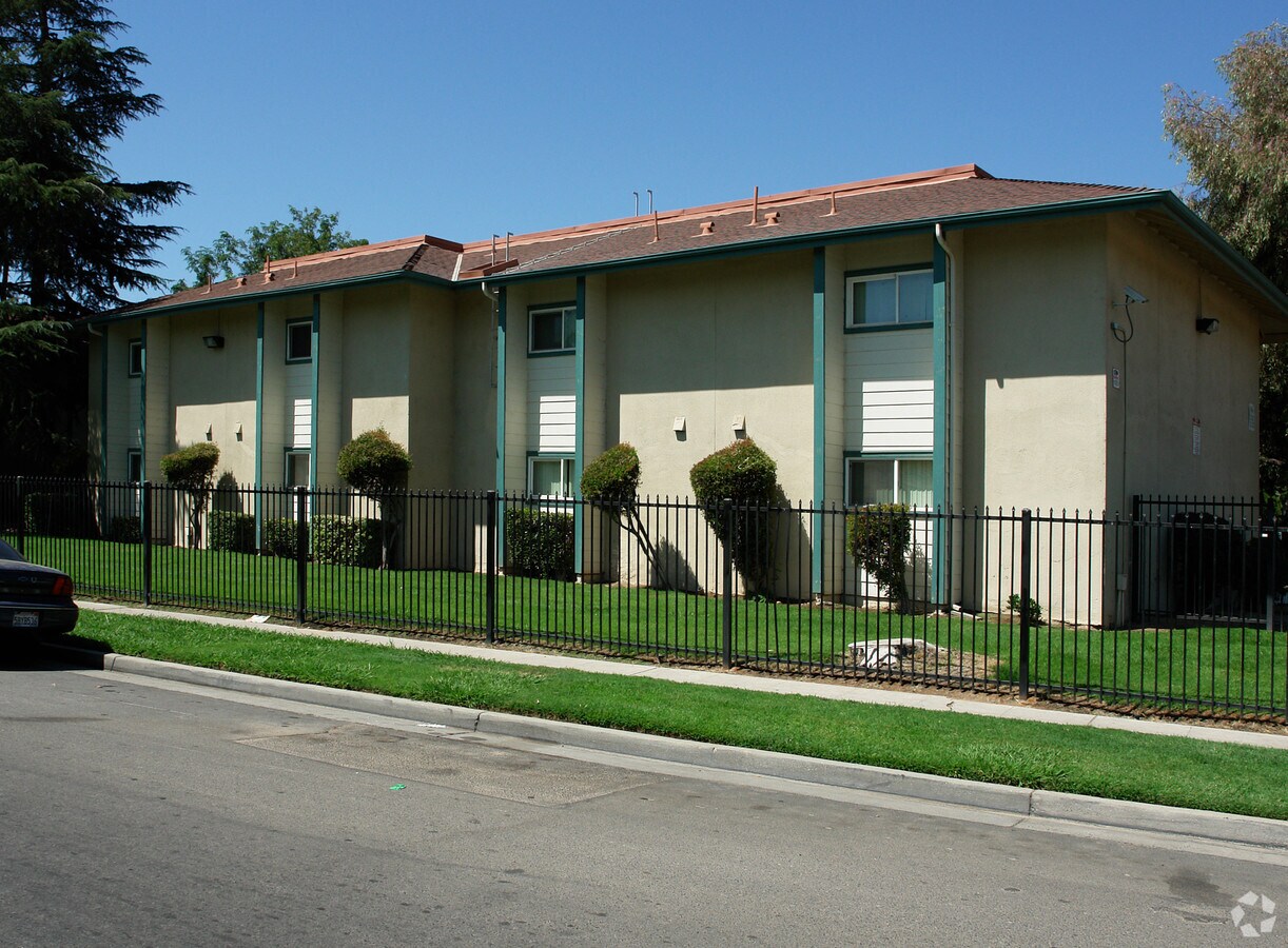 Pleasant Village Apartments - Pleasant Village Apartments