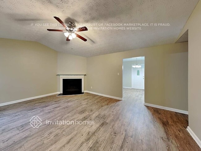 Photo - 3886 Daylily Way