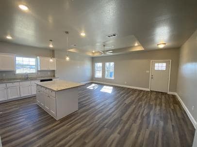 Photo - 4908 Pickett St