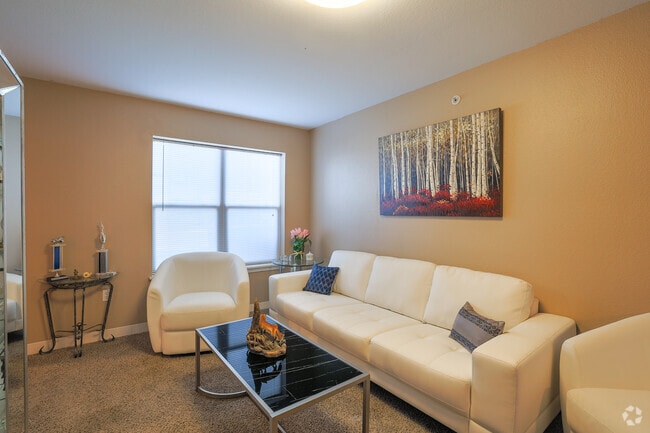 2BR, 2BA - 720SF