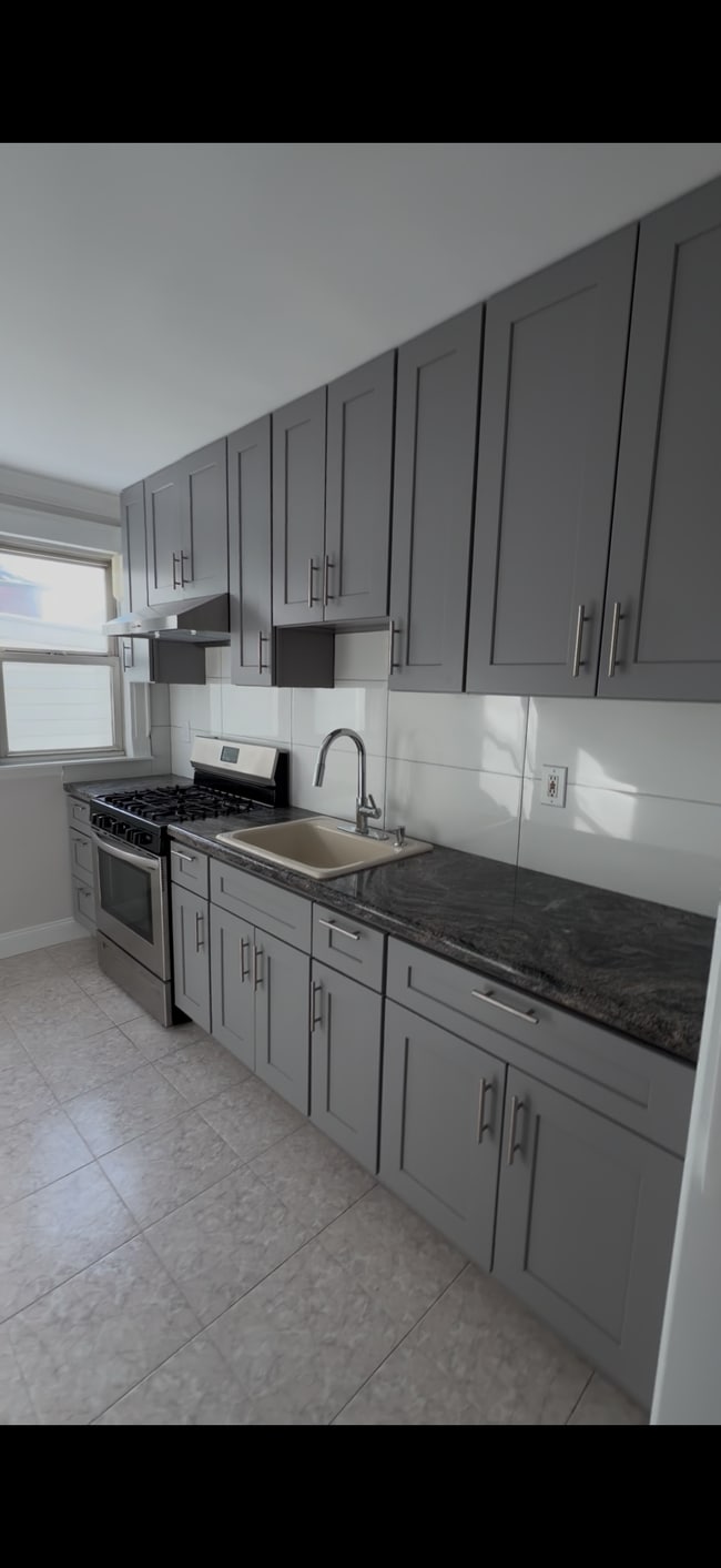 Photo - 4518 164th St