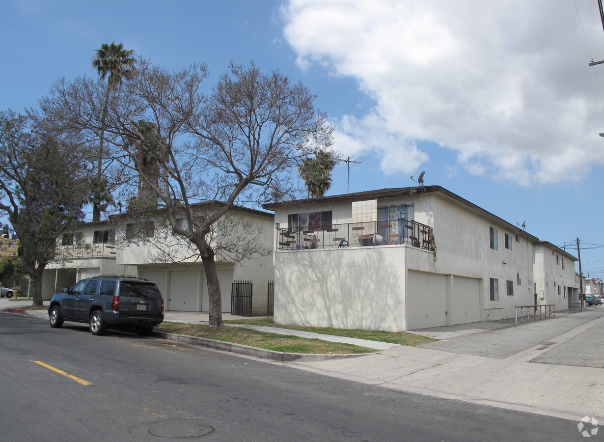 Nassau Arms - Nassau Arms