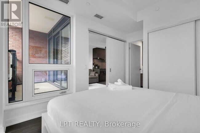 Photo - 28 Ann St Unité 223