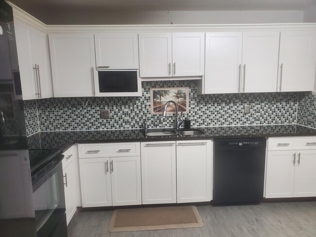 Photo - 8173 Ambach Way