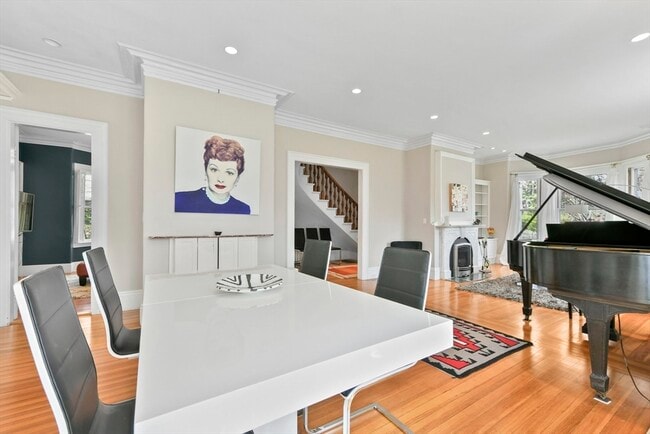 Photo - 38 Lakeview Ave