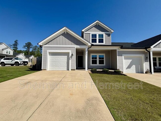 Building Photo - 1101 Clareton Dr