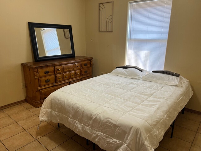 Photo - 618 San Antonio Ave Unit Apt 7