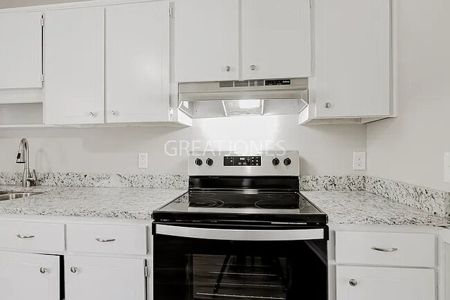 Photo - 1704 8th Pl S