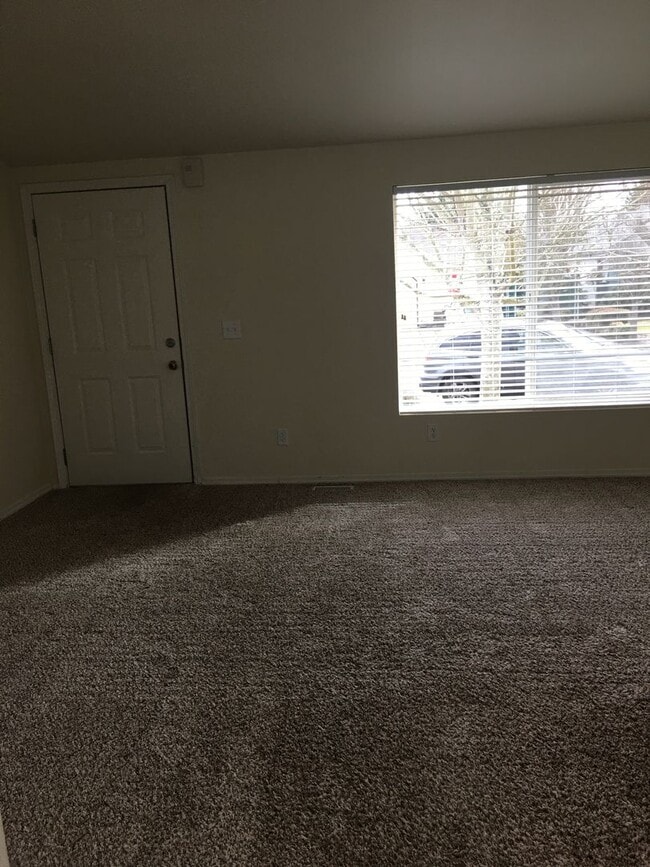 Photo - 5293 Bridgewater Dr