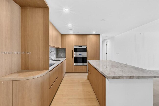 1176 97th St Unit 701