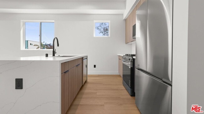 Photo - 10844 Peach Grove St