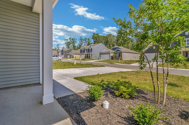 136 Ashelyn Pk Dr