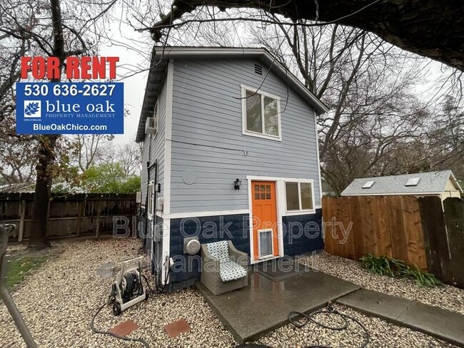 631 1/2 Oak Lawn Ave - 631 1/2 Oak Lawn Ave House