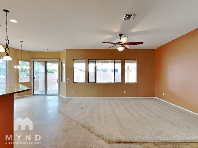 Photo - 1141 W Tenniel Dr