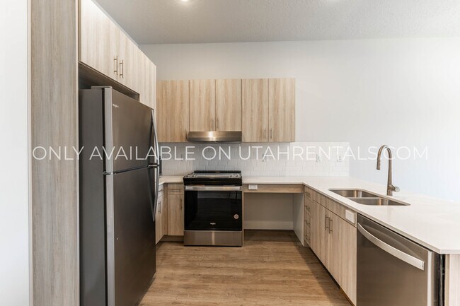 Photo - 7555 S Main St Unit 204