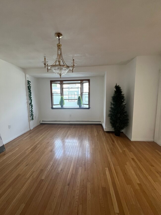 71 Berkeley St Unit Second Floor