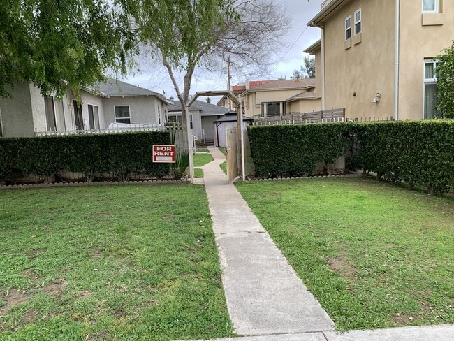 Photo - 1026 Elm Ave Unidad #A