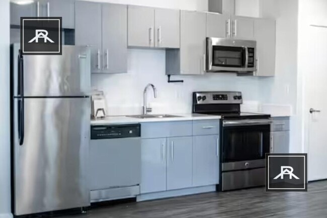 Building Photo - 2 bedroom in Brighton MA 02135 Unit 408